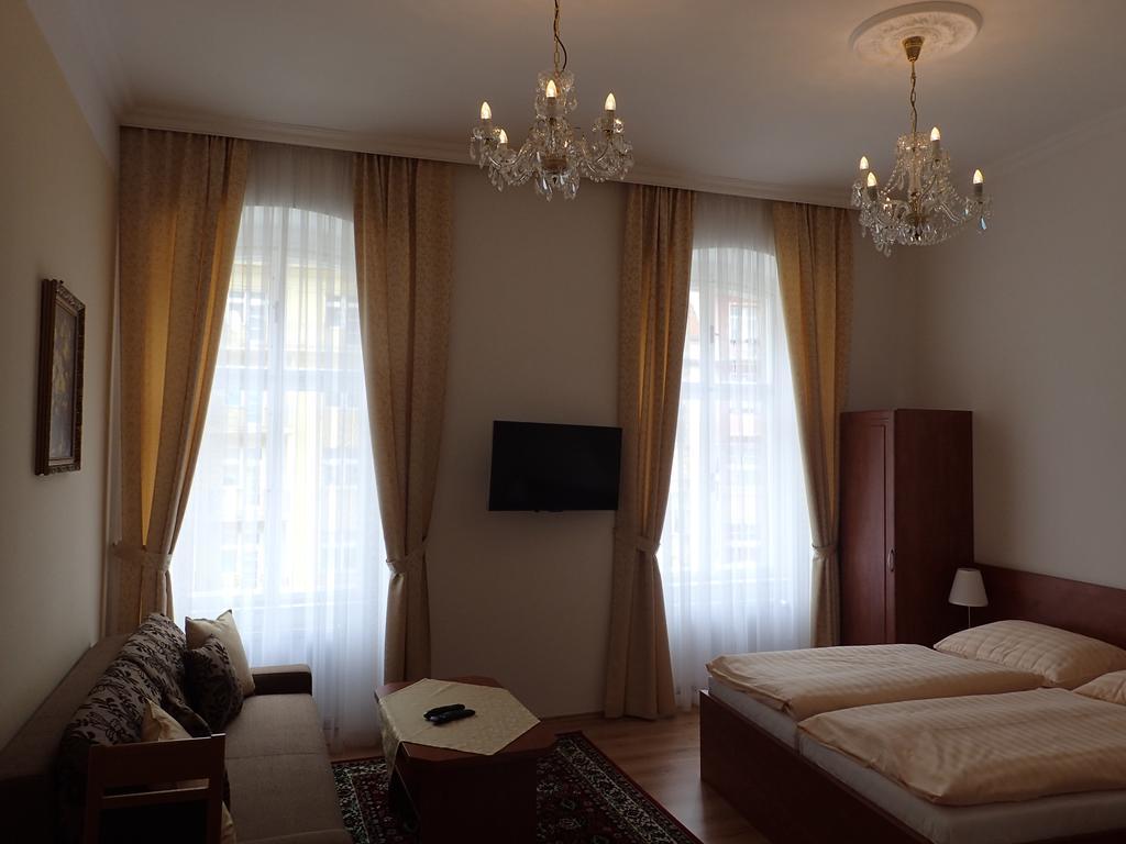 Apartments Paderewski Karlovy Vary Extérieur photo