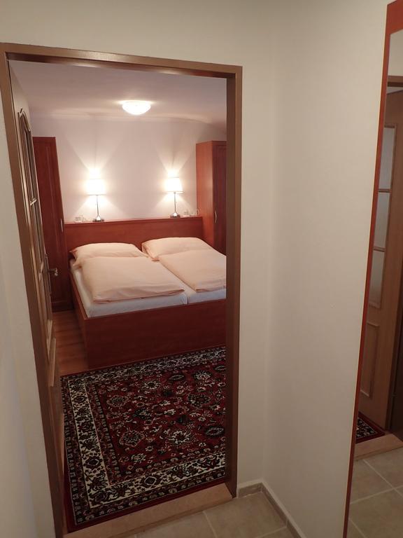 Apartments Paderewski Karlovy Vary Extérieur photo